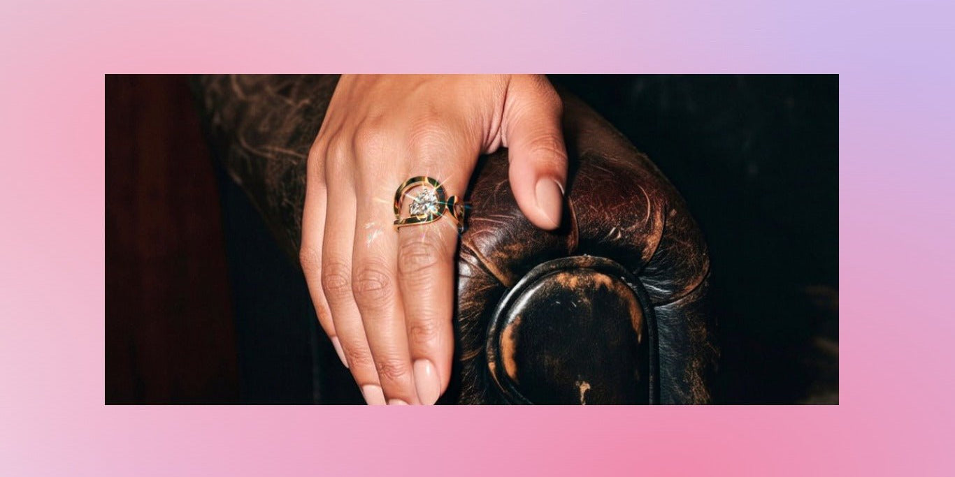 Une bague de fiançailles en argent : quand c'est un bon choix, quand ça ne l'est pas - Lauredi