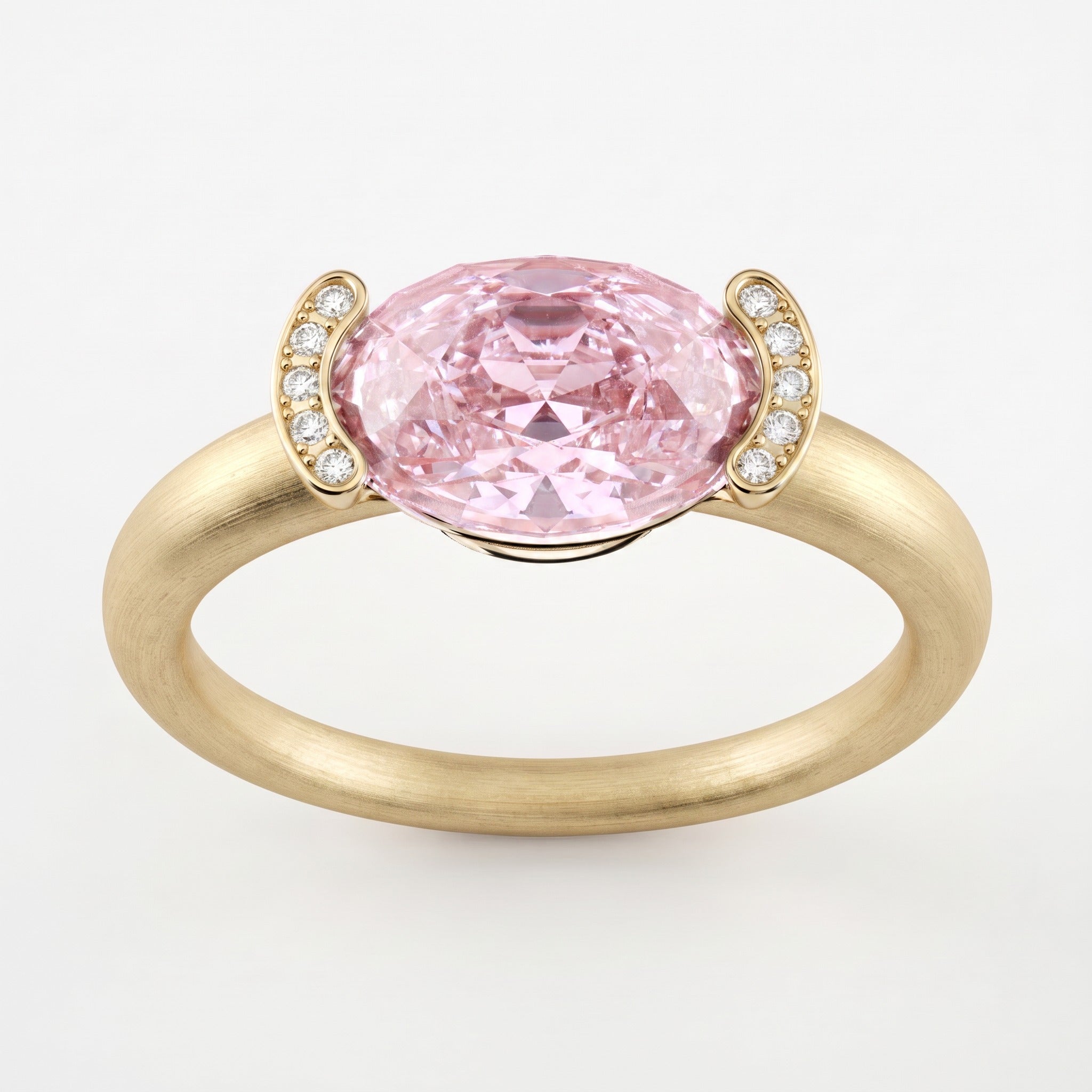 Bague Christine Bonbon en or jaune 18 carats recyclé, diamant de synthèse rose de taille ovale - collection sister colors Lauredi