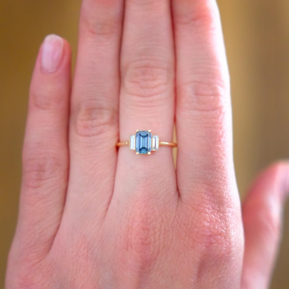 Bague Christine or 18 carat diamant bleu - Lauredi