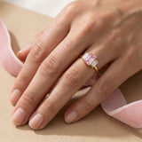 Bague Christine diamant rose portée - Lauredi