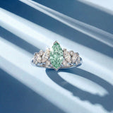 Bague Mme La Marquise diamant marquise vert - Lauredi