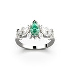 Anillo Mme La Marquise en oro reciclado de 18 quilates con diamante de laboratorio talla marquesa verde – Lauredi