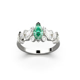 Bague Mme La Marquise Diamant Marquise Vert, Or 18 carats - Lauredi