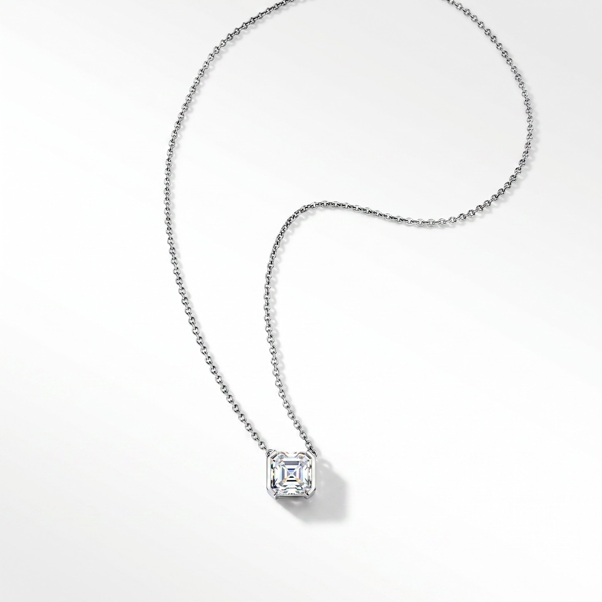 Faubourg 1925 necklace in recycled 18k gold with white Asscher-cut lab-grown diamond – Lauredi