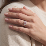 Vidéo bague Andrea diamant portée au doigt - Lauredi