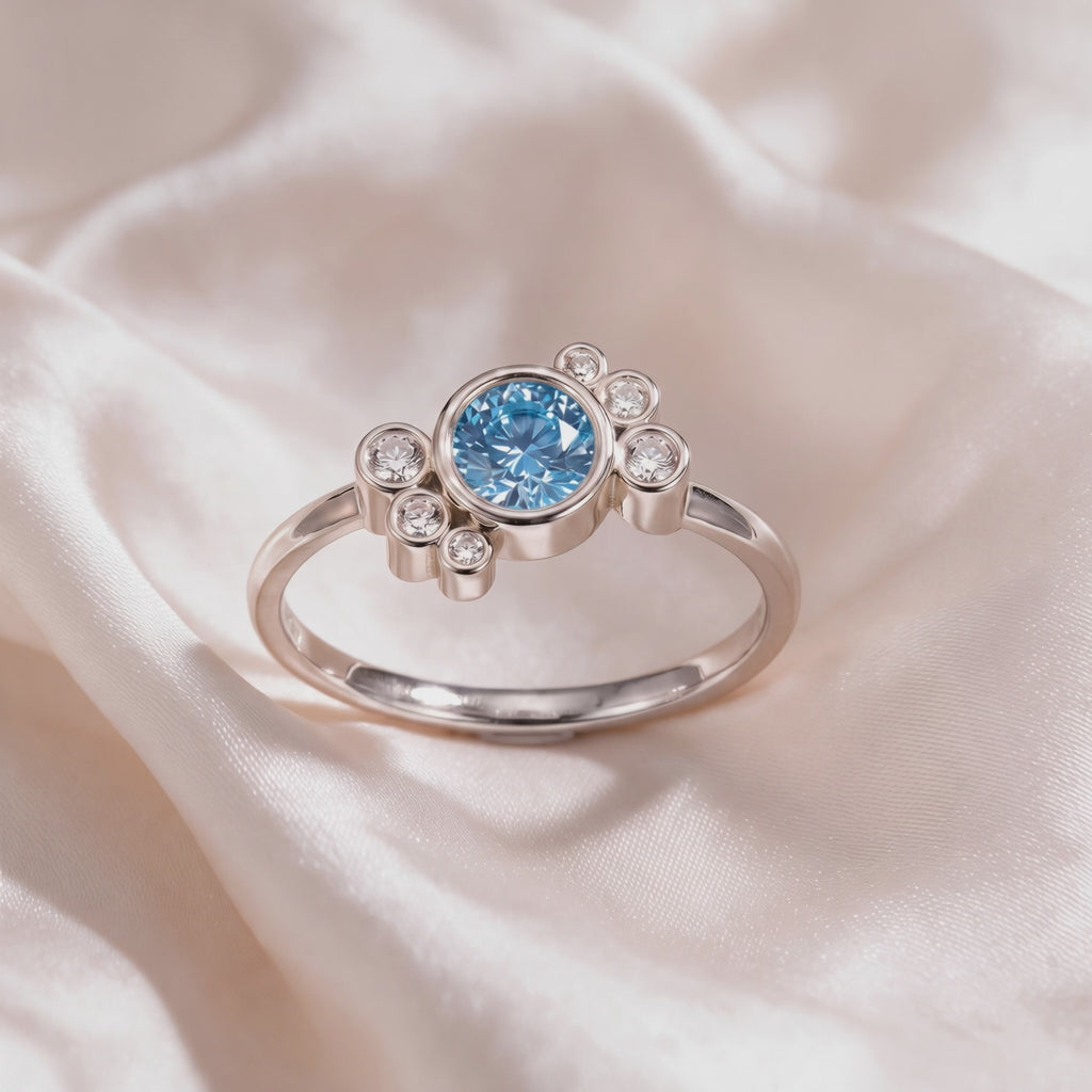 Vidéo bague Andrea diamant bleu sur satin - Lauredi