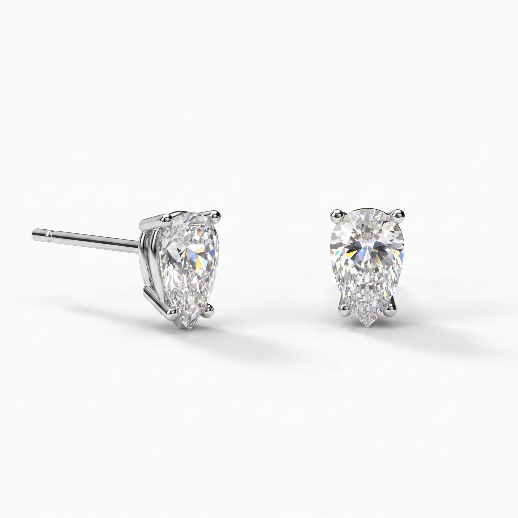 Puces Loop Diamant Poire - Lauredi